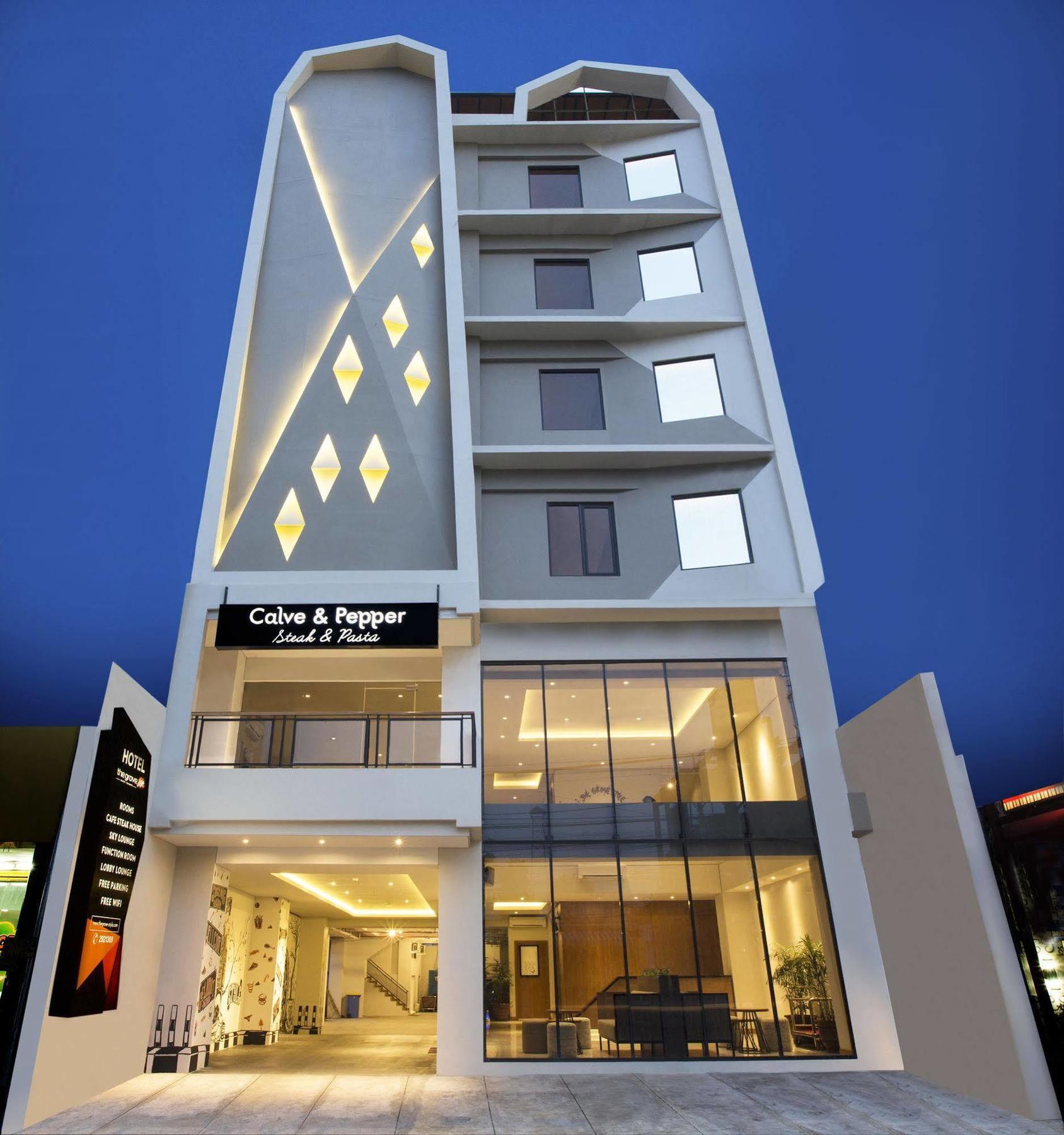 Yellow Star Gejayan Hotel Γιογκιακάρτα Εξωτερικό φωτογραφία